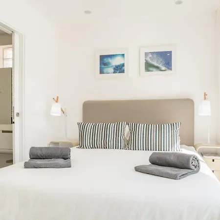 Stylish Central 2 Bedroom Townhouse Hébergement de vacances