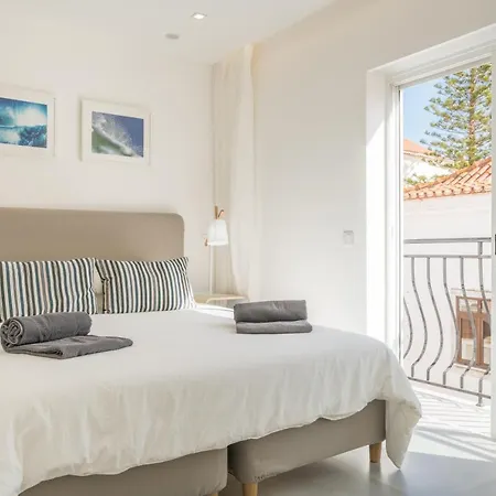 Stylish Central 2 Bedroom Townhouse Hébergement de vacances Lagos